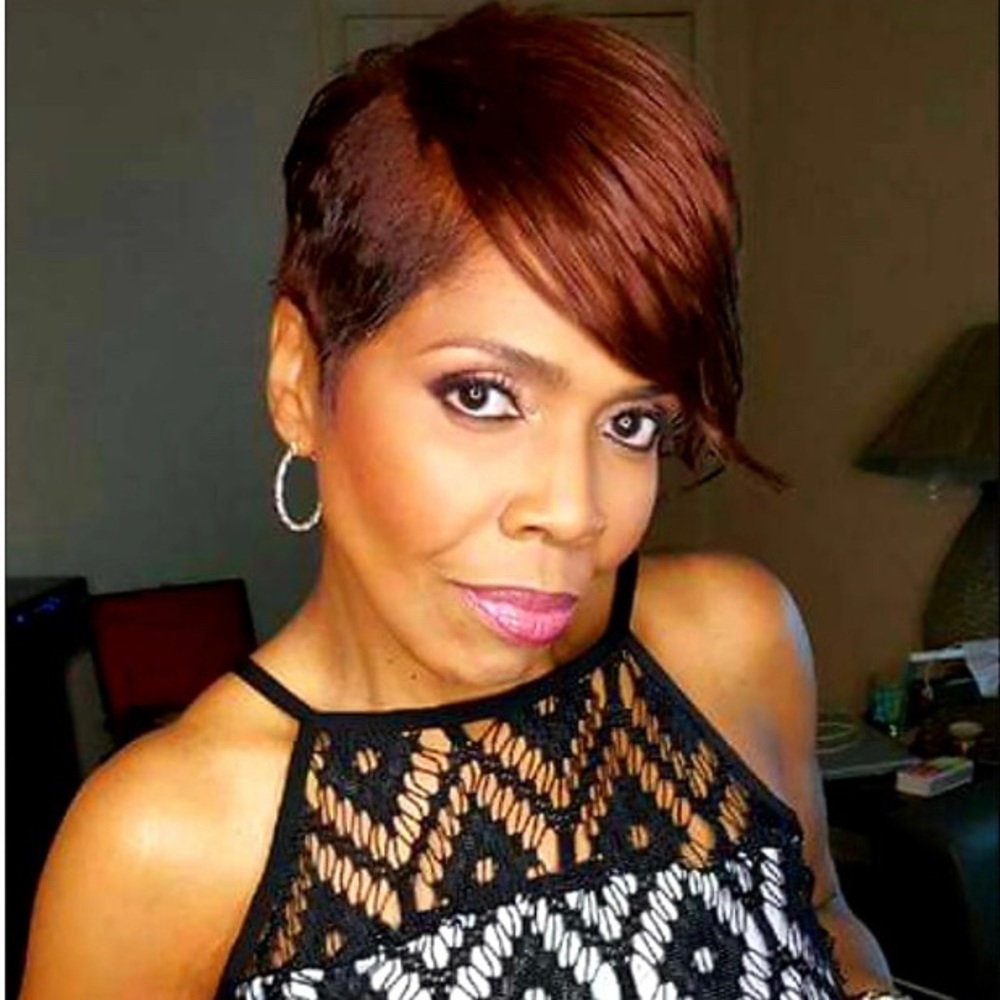 Meet your Posher, Y'vette